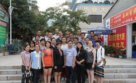 2012年8月3日，澄江禄冲风景区，公司组织为期两天的全员培训